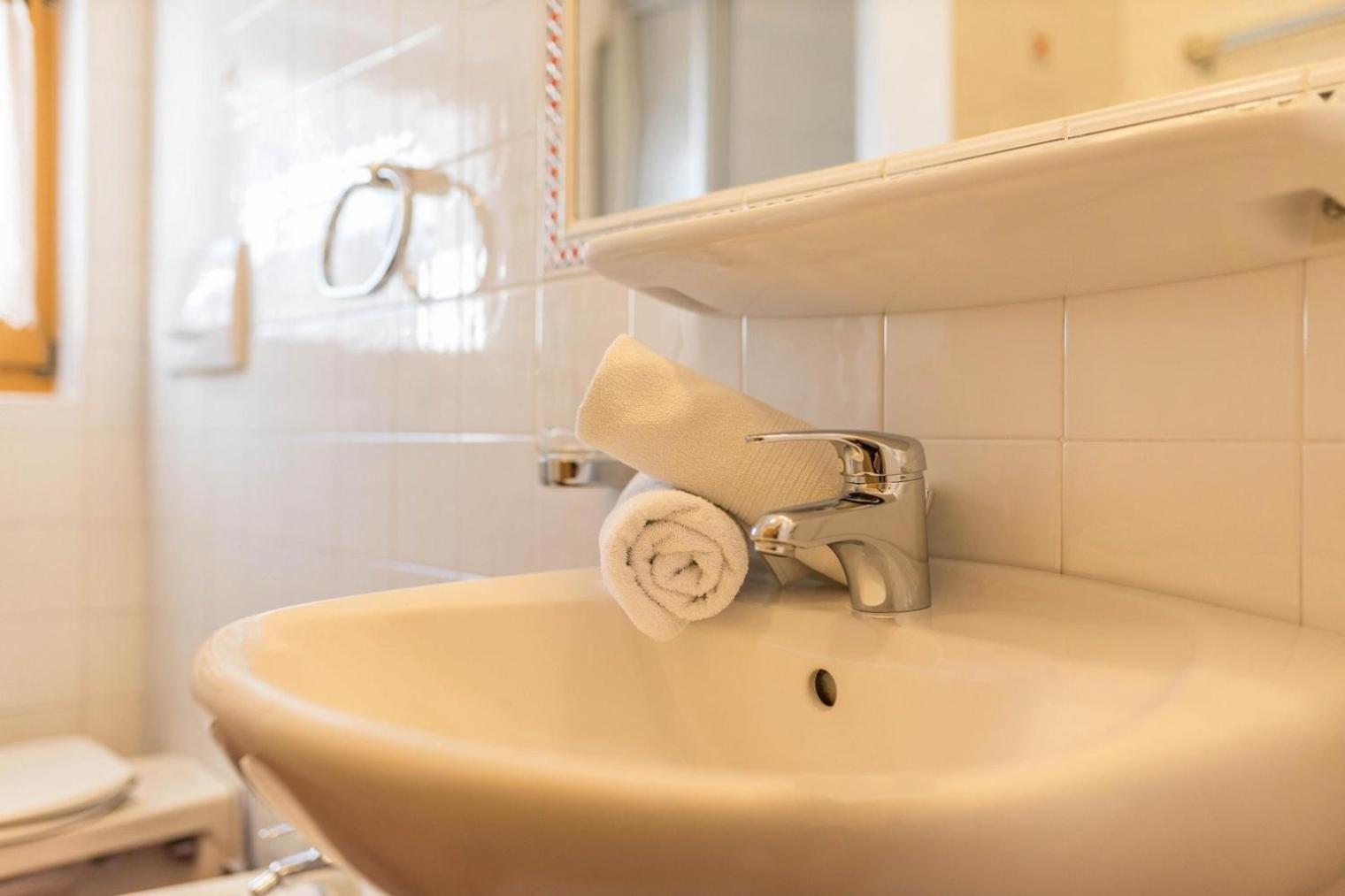 Apartments Primula サン・ヴィジリオ・ディ・マレッベ エクステリア 写真