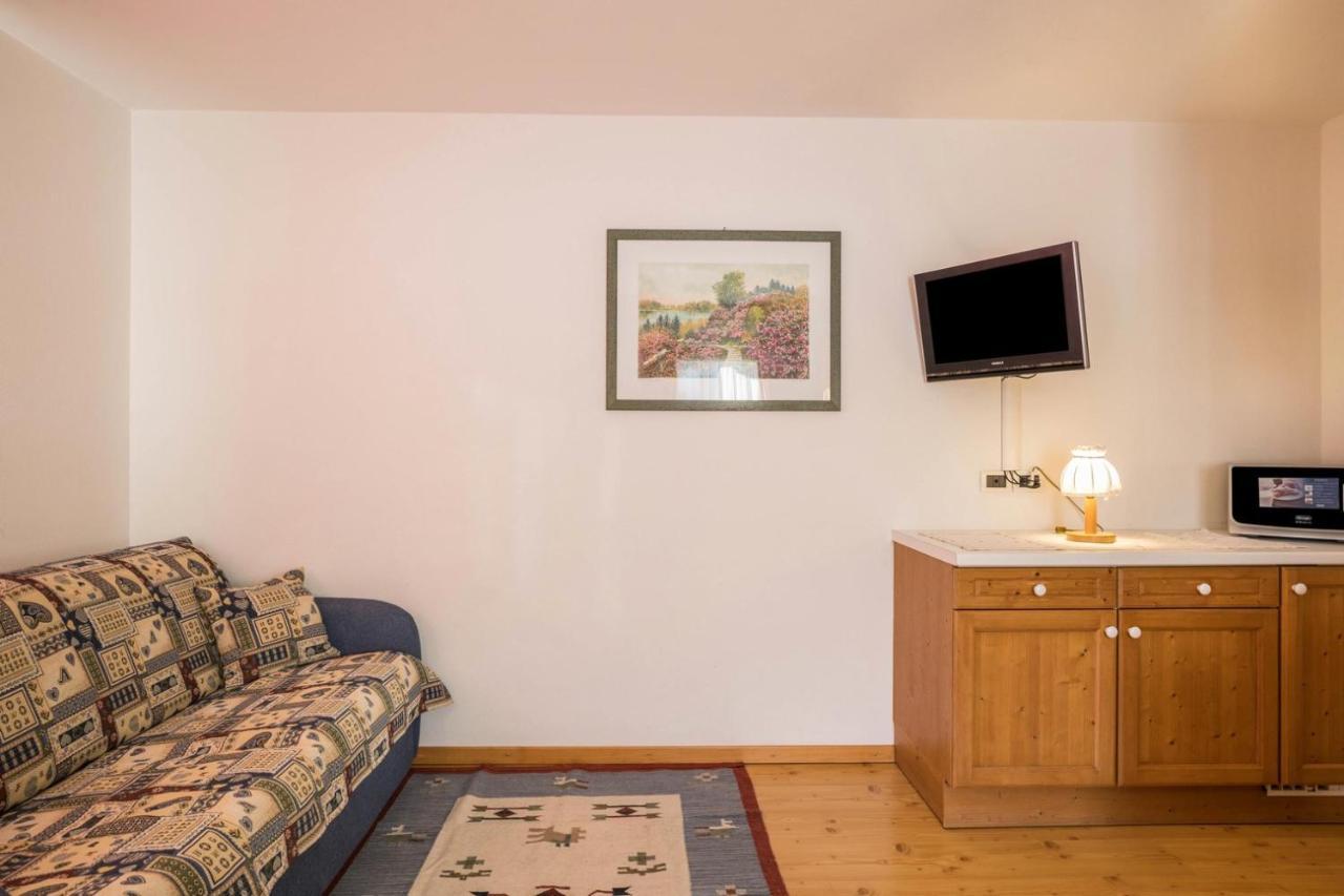 Apartments Primula サン・ヴィジリオ・ディ・マレッベ エクステリア 写真