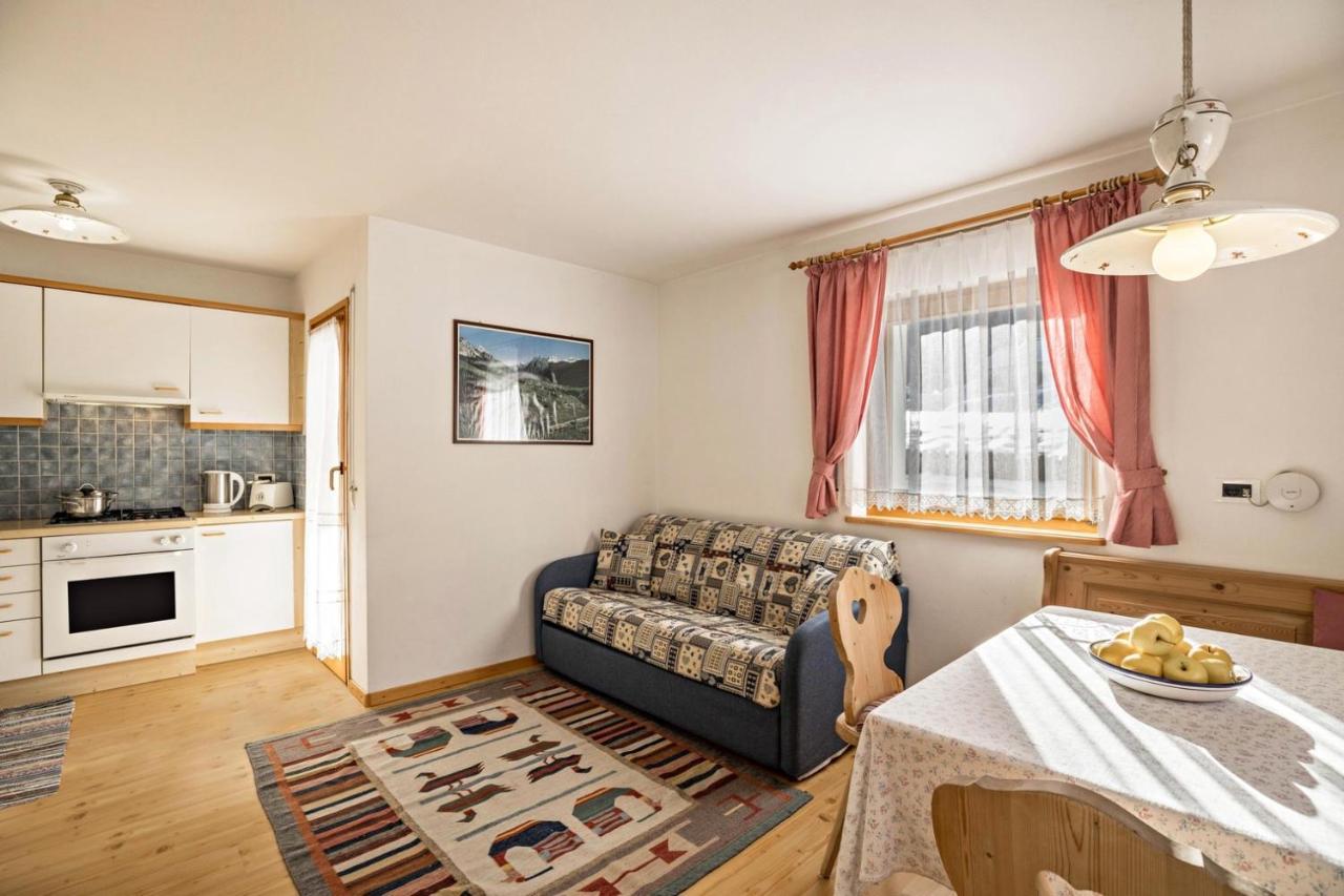 Apartments Primula サン・ヴィジリオ・ディ・マレッベ エクステリア 写真
